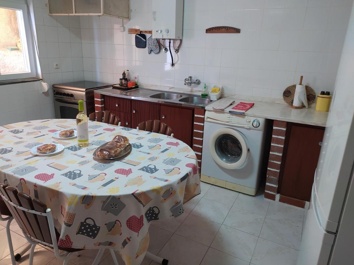 فيلا Casa Eira Do Povo Vale de Colmeias المظهر الخارجي الصورة