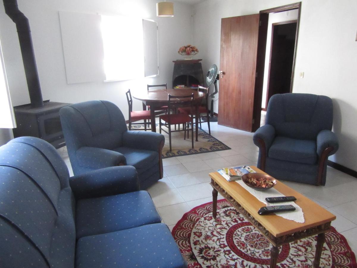 فيلا Casa Eira Do Povo Vale de Colmeias المظهر الخارجي الصورة